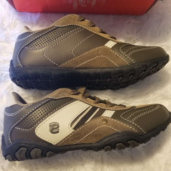 Boys Dream Seek Sneakers ♡ - Picture 1 of 6